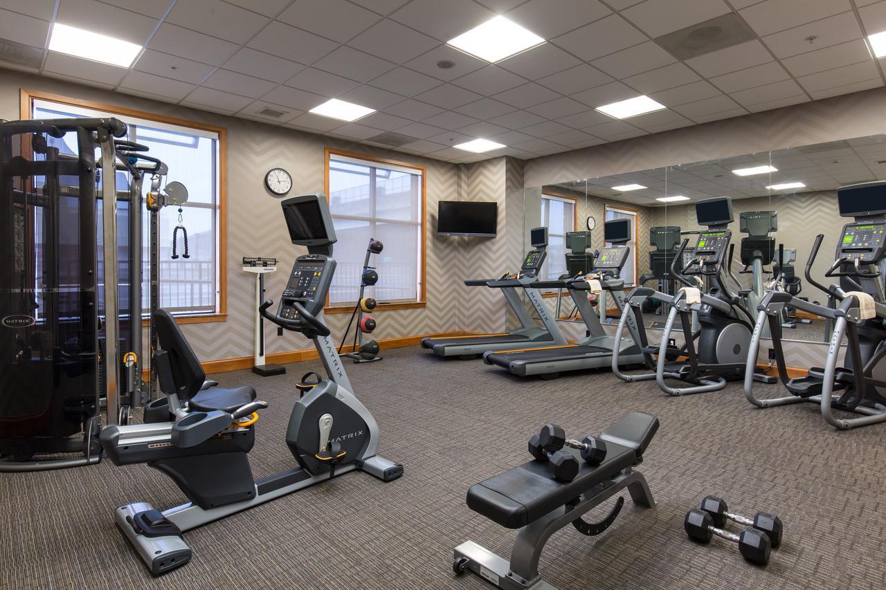 Residence Inn By Marriott Springfield Old Keene Mill Bagian luar foto
