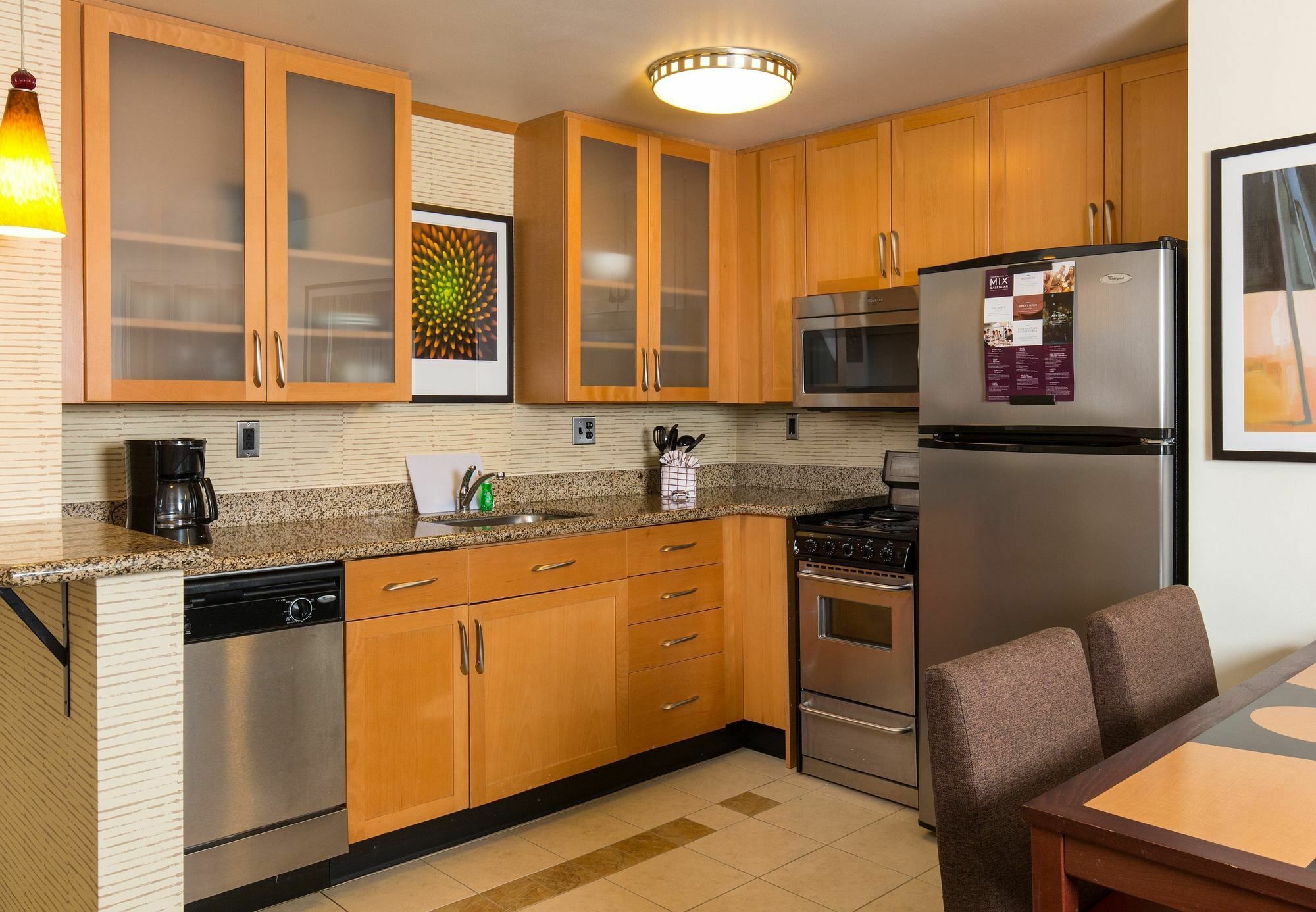 Residence Inn By Marriott Springfield Old Keene Mill Bagian luar foto